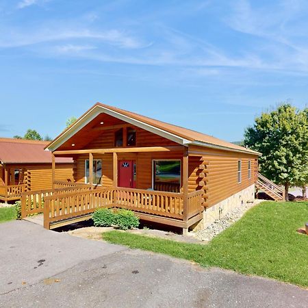White Oak Resort Southern Comfort แกตลิงเบิร์ก ภายนอก รูปภาพ