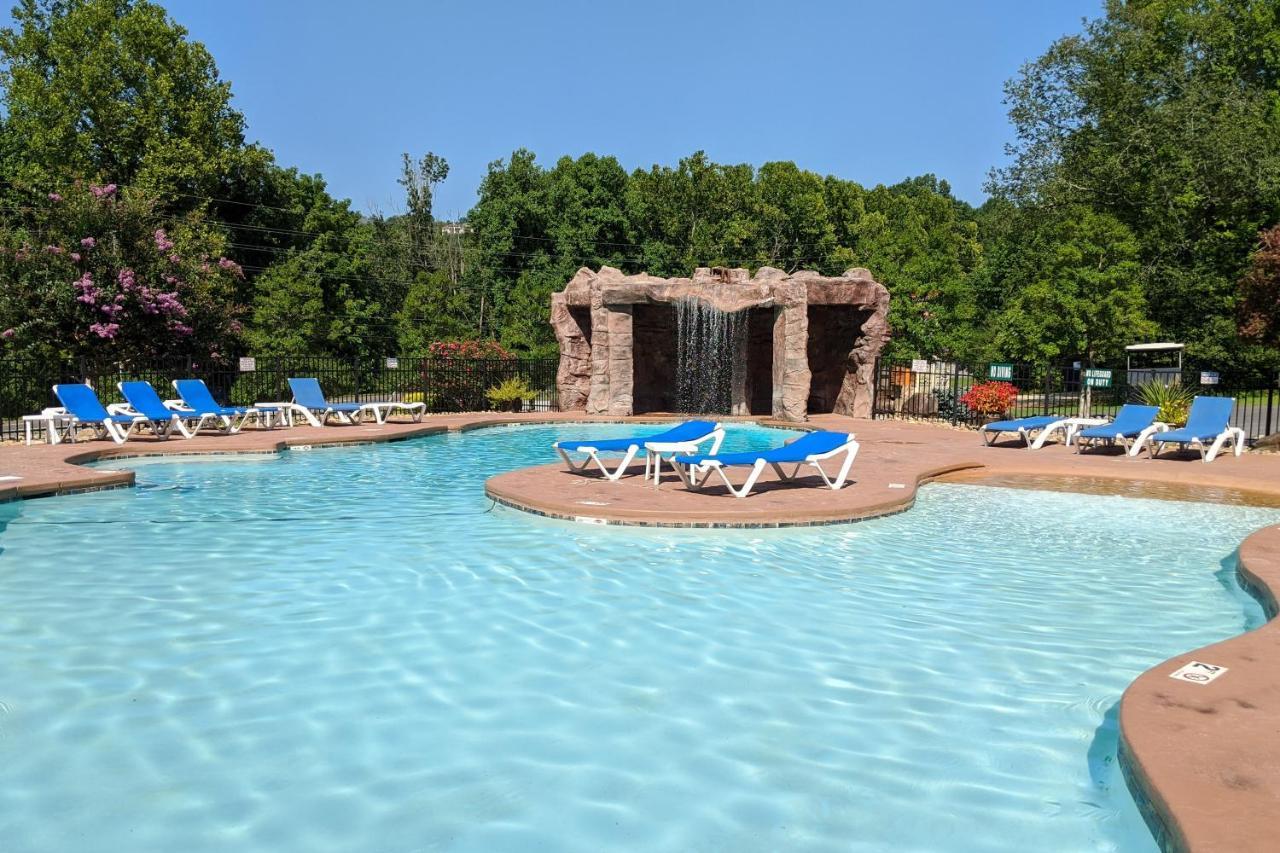White Oak Resort Southern Comfort แกตลิงเบิร์ก ภายนอก รูปภาพ