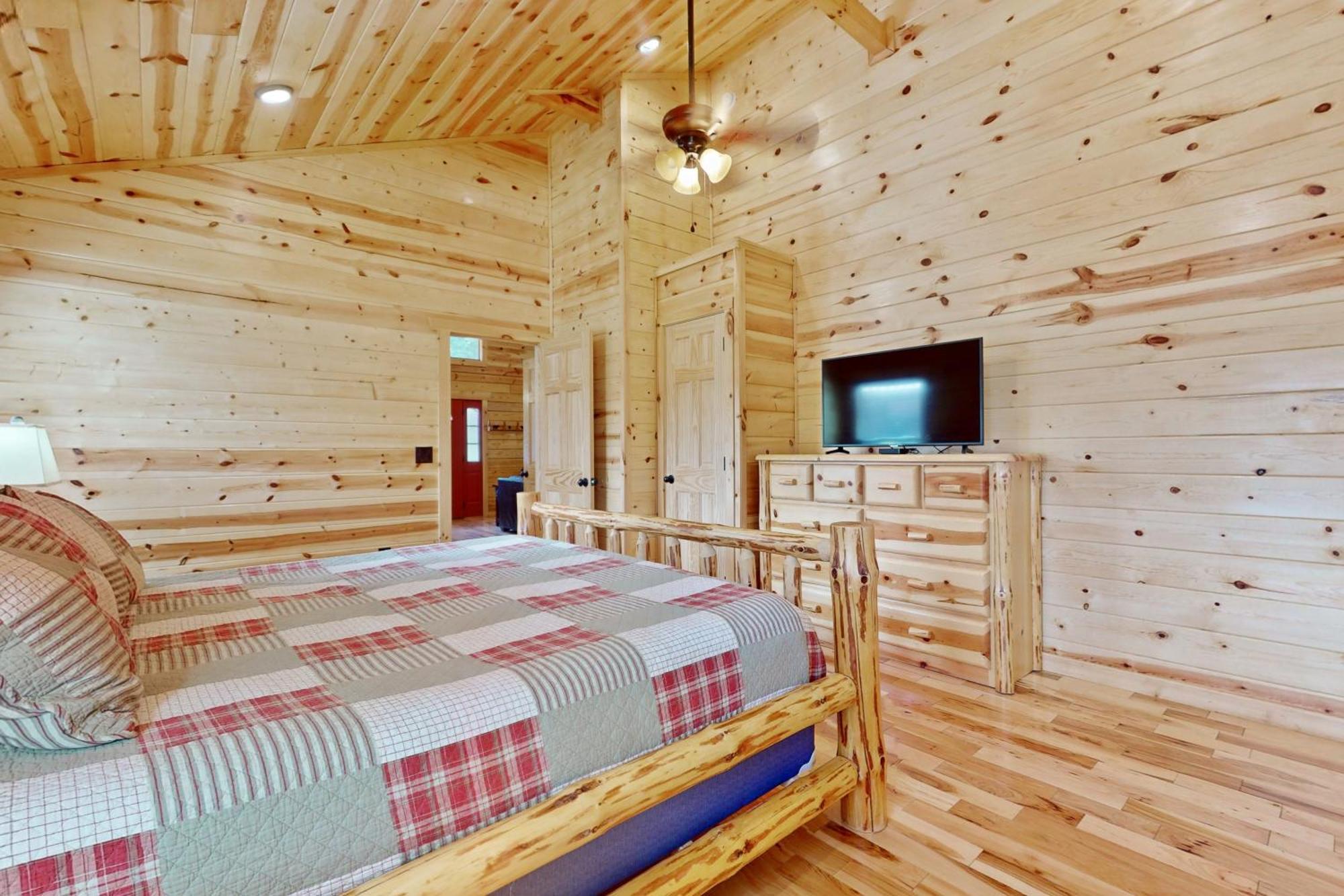 White Oak Resort Southern Comfort แกตลิงเบิร์ก ภายนอก รูปภาพ